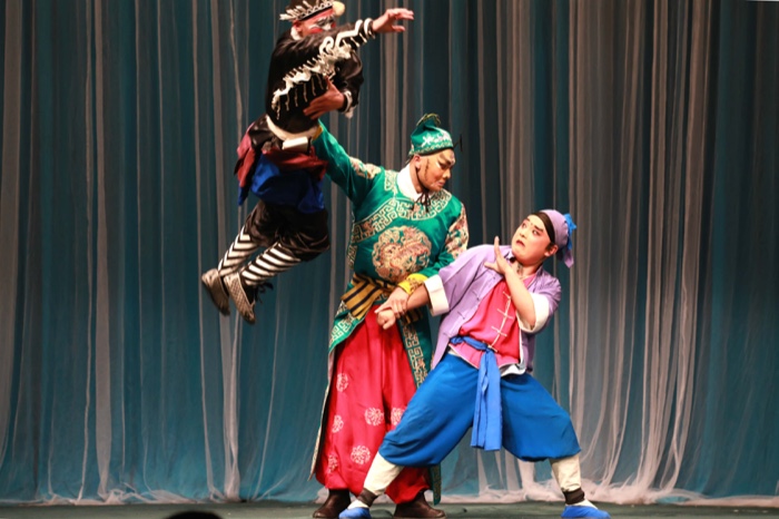 “京剧行当艺术经典剧目”进校园演出2.jpg